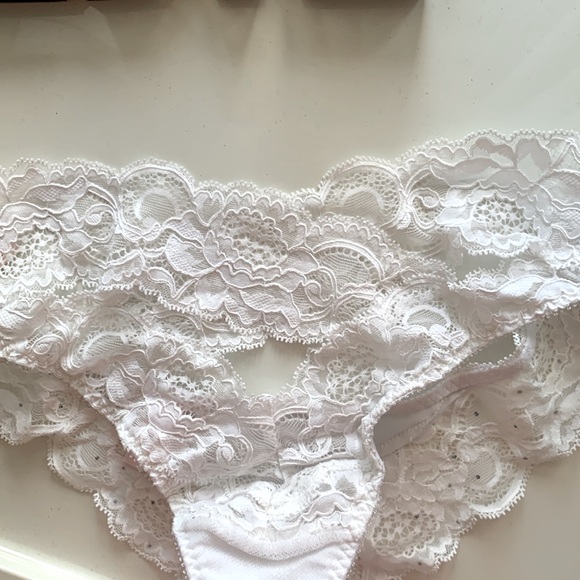 Victoria’s Secret bridal low rise bikini - Picture 5 of 6